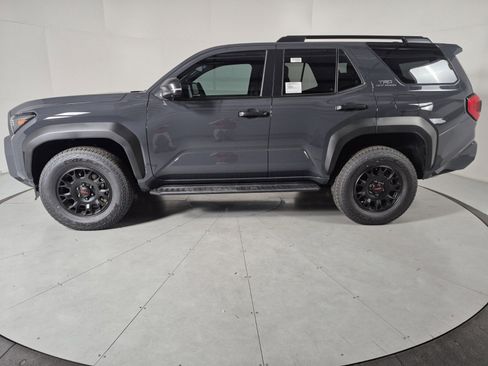 New 2026 Toyota 4Runner 4WD image 2