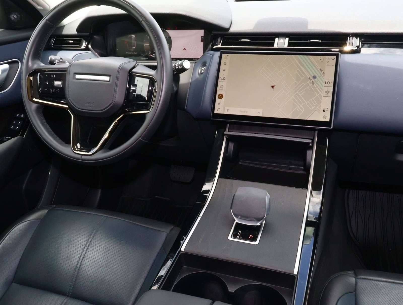 Used 2024 Land Rover Range Rover Velar S AWD/4WD image 11