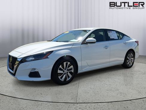 Used 2022 Nissan Altima 2.5 S FWD image 1