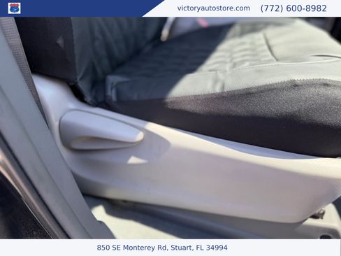 Used 2019 Toyota Sienna LE FWD image 16