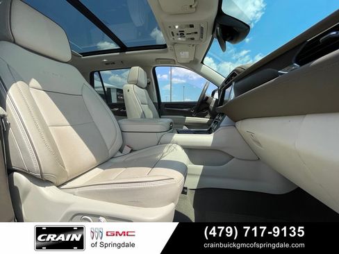 Used 2023 GMC Yukon Denali AWD/4WD image 31