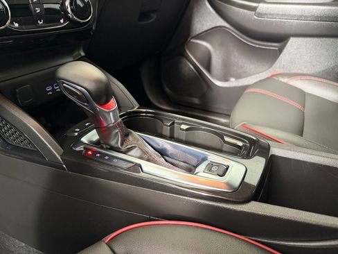 Used 2025 Chevrolet TrailBlazer RS w/ Convenience Package image 16