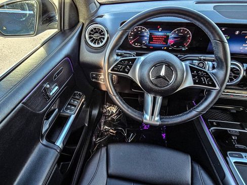 New 2026 Mercedes-Benz GLB 250 4MATIC image 32