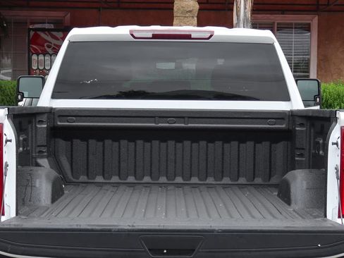 Used 2020 Chevrolet Silverado 2500 Custom w/ Custom Value Package AWD/4WD image 8