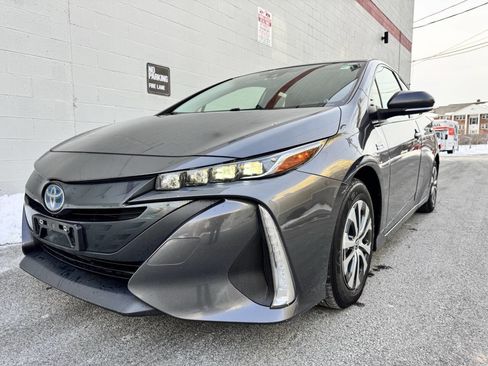 Used 2021 Toyota Prius Prime XLE w/ Carpet Mat Package (TMS) image 5