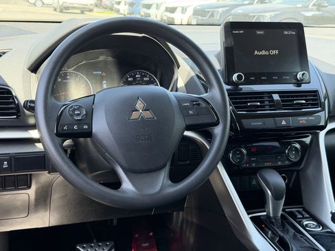 Used 2024 Mitsubishi Eclipse Cross SE AWD/4WD image 24