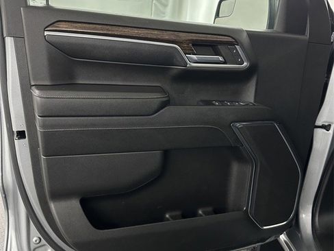 Used 2023 GMC Sierra 1500 SLE image 10