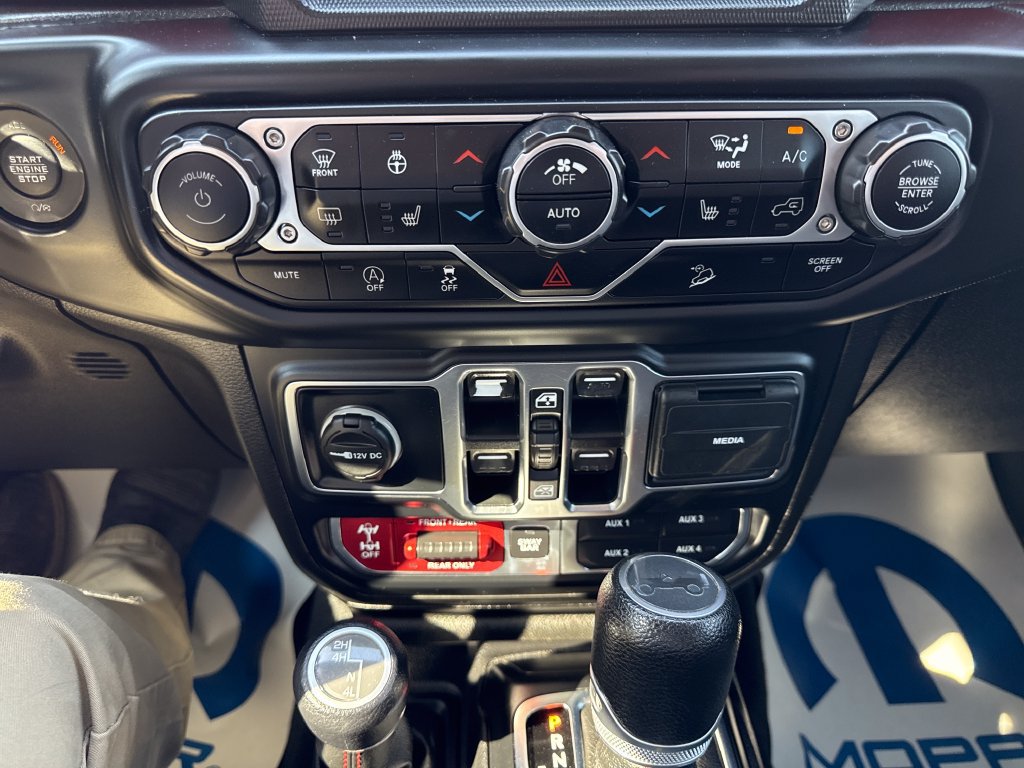 Used 2019 Jeep Wrangler Unlimited Rubicon AWD/4WD image 18