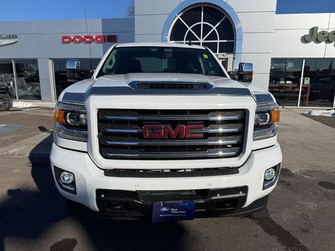 Used 2018 GMC Sierra 2500 SLT w/ Duramax Plus Package image 2