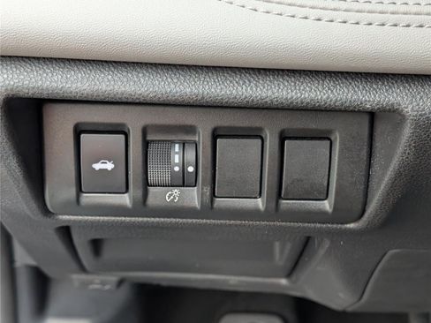 Used 2024 Subaru Legacy Limited AWD/4WD image 23
