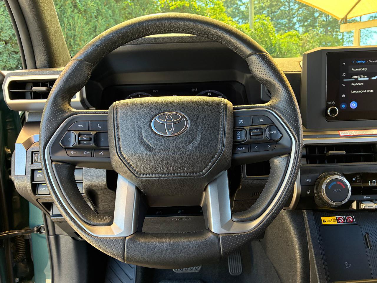 Used 2025 Toyota 4Runner TRD Off-Road AWD/4WD image 16