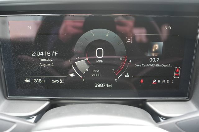 Used 2025 GMC Terrain Elevation AWD/4WD image 25