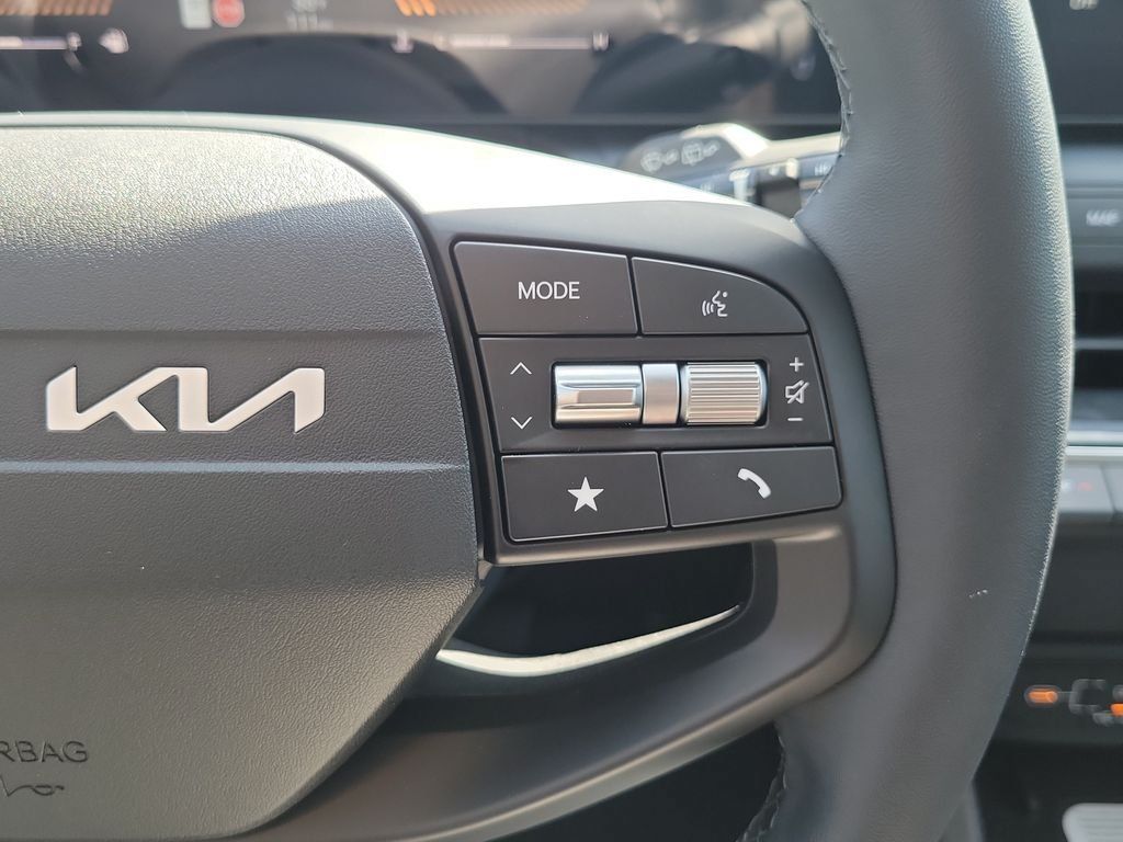 New 2026 Kia K4 EX FWD image 26