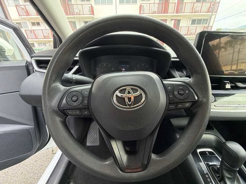 Used 2023 Toyota Corolla LE image 14