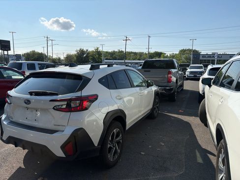 Used 2024 Subaru Crosstrek 2.0i Premium AWD/4WD image 39
