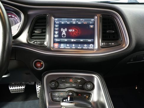 Used 2020 Dodge Challenger SRT Hellcat RWD image 34