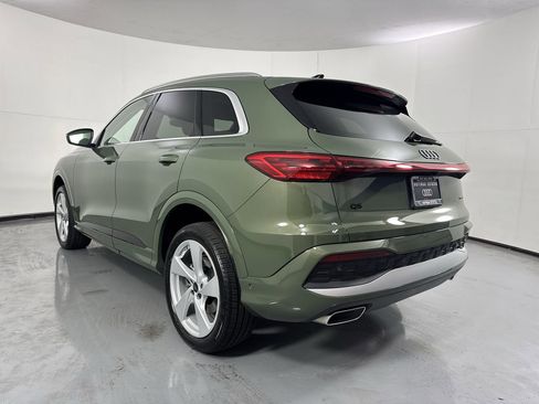 Used 2025 Audi Q5 Premium Plus w/ Premium Plus AWD/4WD image 8