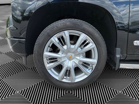 New 2026 Chevrolet Silverado 1500 High Country AWD/4WD image 9