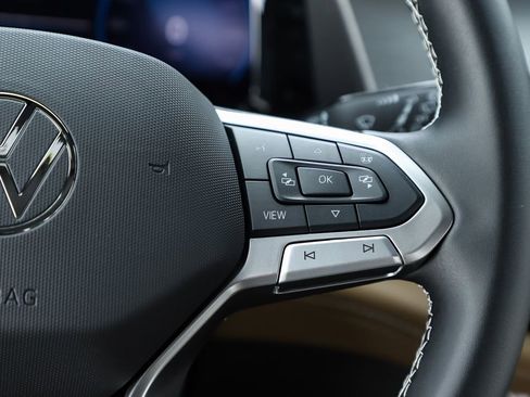 New 2026 Volkswagen Atlas Cross Sport SE image 22