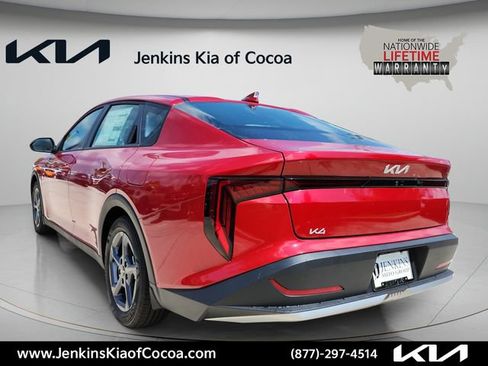New 2026 Kia K4 FWD image 7