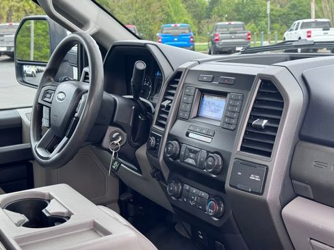Used 2020 Ford F250 XL w/ Power Equipment Group AWD/4WD image 6