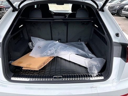 New 2026 Audi Q8 Premium Plus image 15