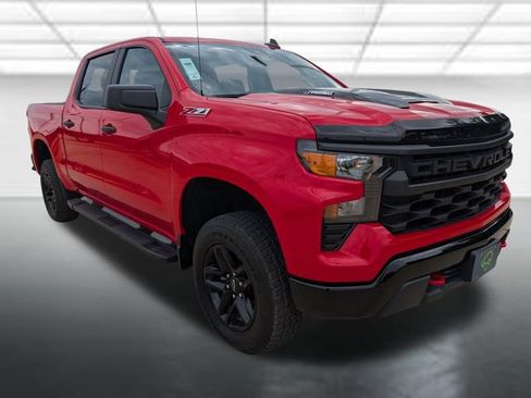 Certified 2025 Chevrolet Silverado 1500 Custom Trail Boss AWD/4WD image 1