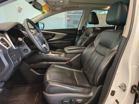 Used 2018 Nissan Murano Platinum image 11