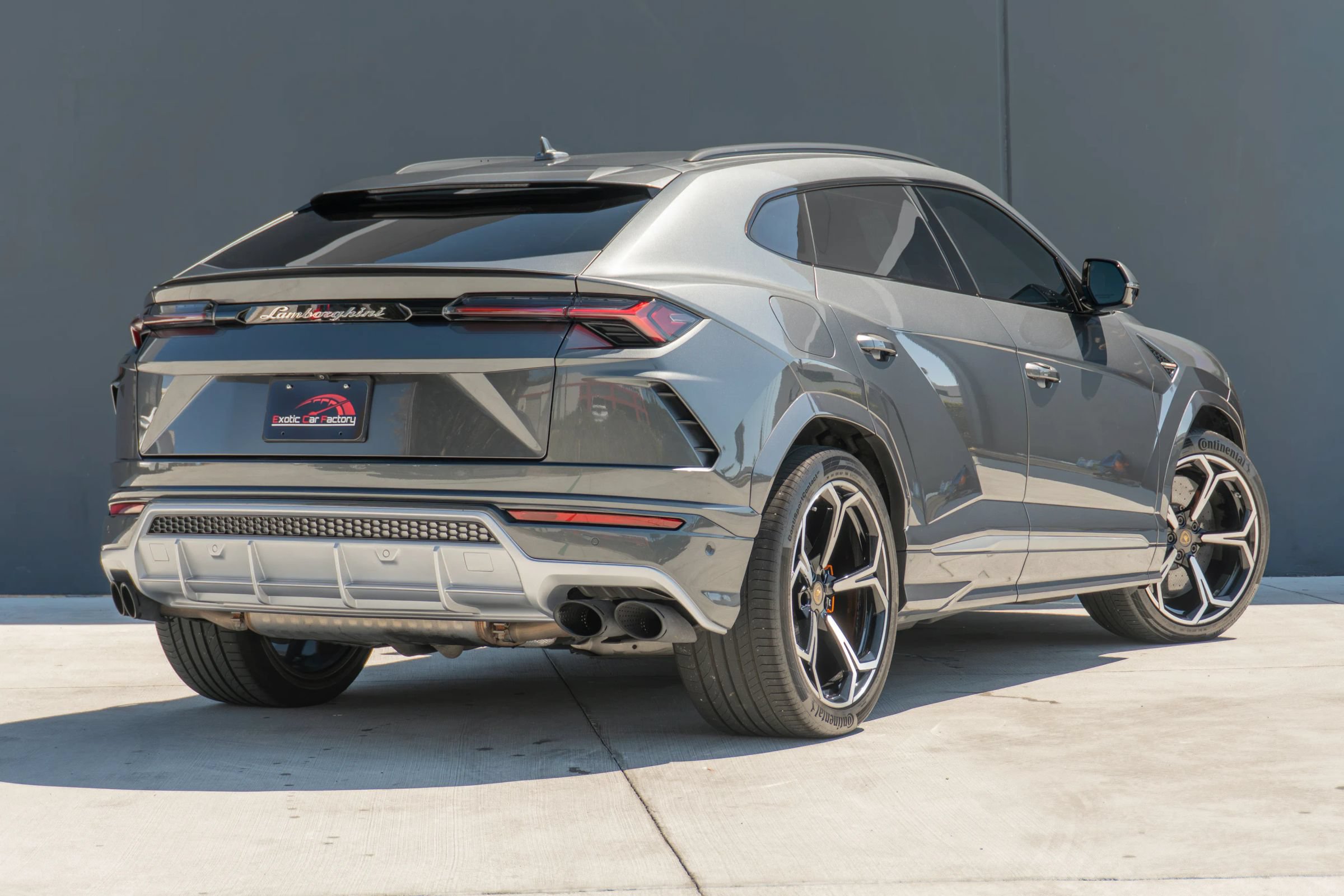 Used 2019 Lamborghini Urus AWD/4WD image 7