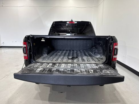 Used 2020 RAM 1500 Laramie AWD/4WD image 25