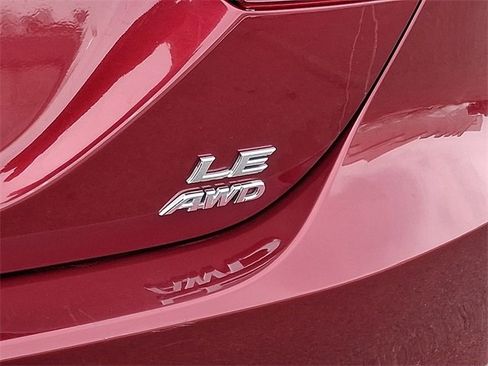 Certified 2021 Toyota Camry LE image 30