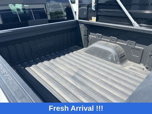 Used 2024 Chevrolet Silverado 1500 High Country image 12
