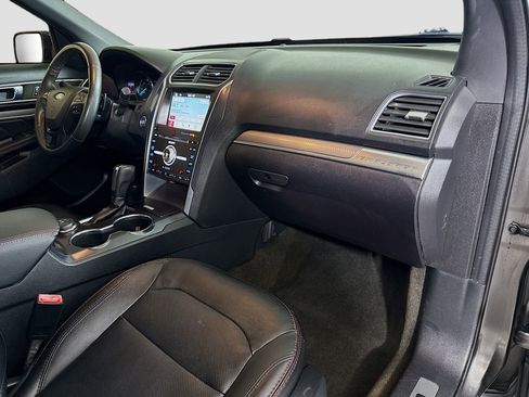 Used 2017 Ford Explorer Sport AWD/4WD image 30