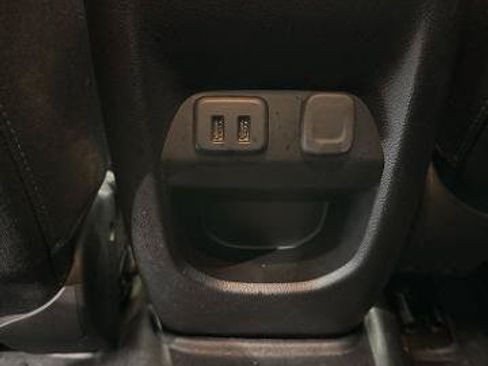 Used 2018 Chevrolet Colorado LT w/ LT Convenience Package AWD/4WD image 15