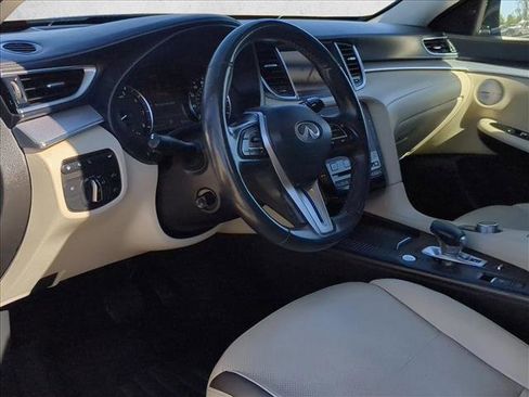 Used 2021 INFINITI QX50 Sensory image 10