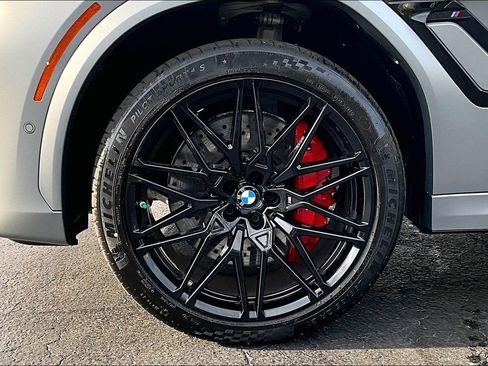 Used 2025 BMW X6 M Competition image 33