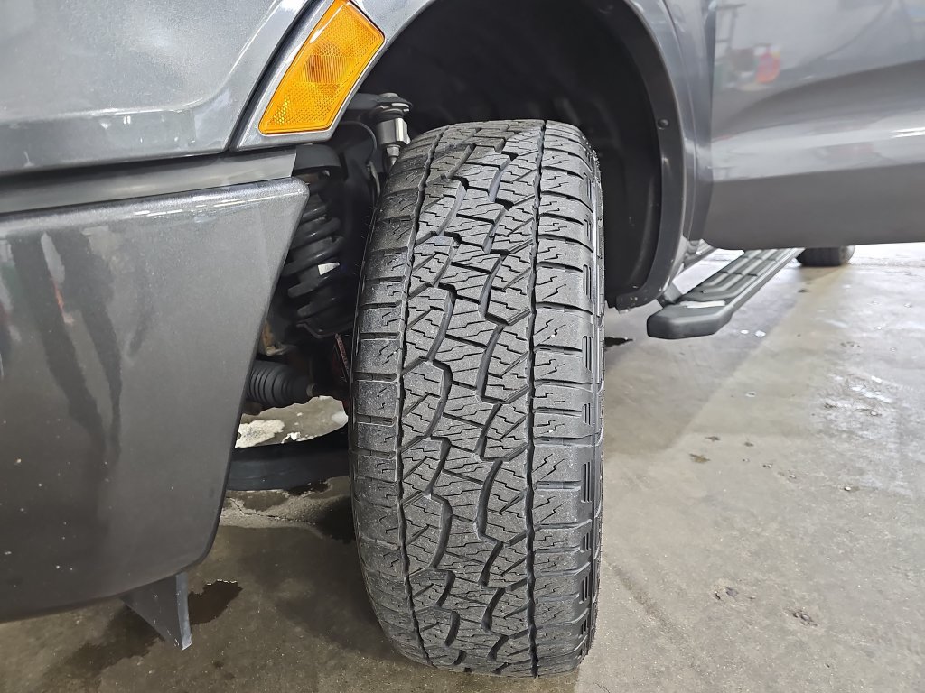 Used 2019 Ford Ranger XLT w/ Equipment Group 302A Luxury AWD/4WD image 37
