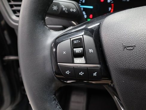 Certified 2022 Ford Escape SE w/ Cold Weather Package image 28