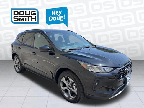 Used 2025 Ford Escape ST-Line Select AWD/4WD image 6