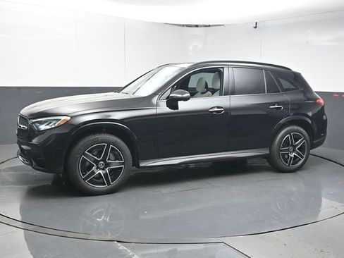 Used 2026 Mercedes-Benz GLC 300 GLC 300 image 4