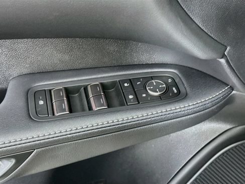 Used 2025 Lexus RX 450h AWD w/ Luxury Package image 18