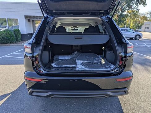 New 2025 Mitsubishi Outlander ES image 29