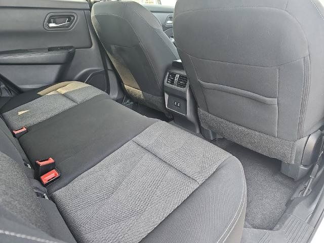 Used 2024 Nissan Rogue SV AWD/4WD image 11