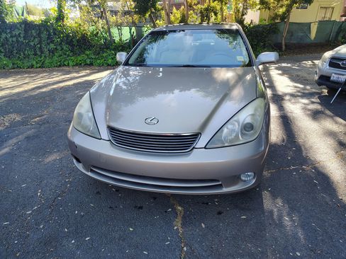 Used 2005 Lexus ES 330 image 3