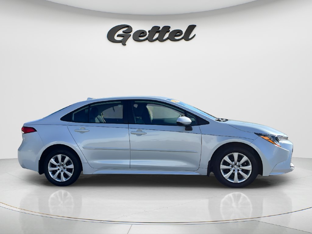 Used 2024 Toyota Corolla LE FWD image 4