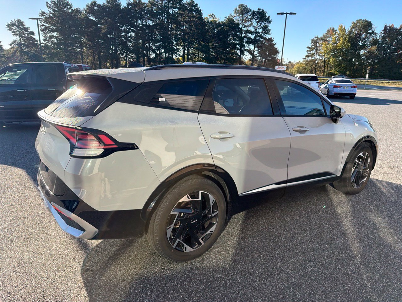 Used 2023 Kia Sportage SX FWD image 10