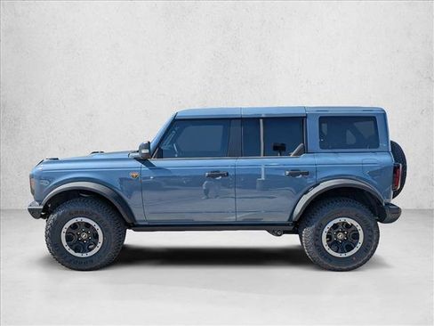 New 2025 Ford Bronco Badlands image 5