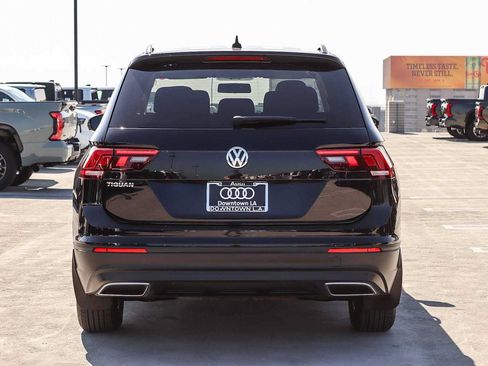 Used 2020 Volkswagen Tiguan S FWD image 5