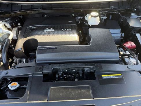 Used 2017 Nissan Murano Platinum w/ Cargo Package image 32