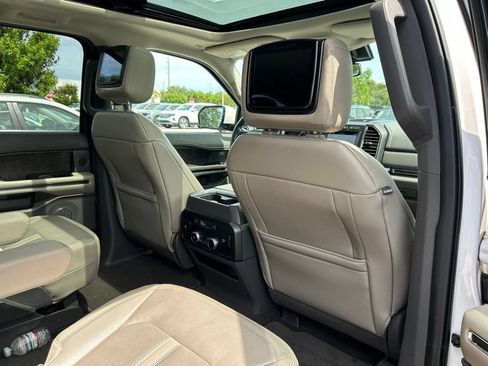 Used 2019 Ford Expedition Limited w/ Special Edition Package RWD image 46